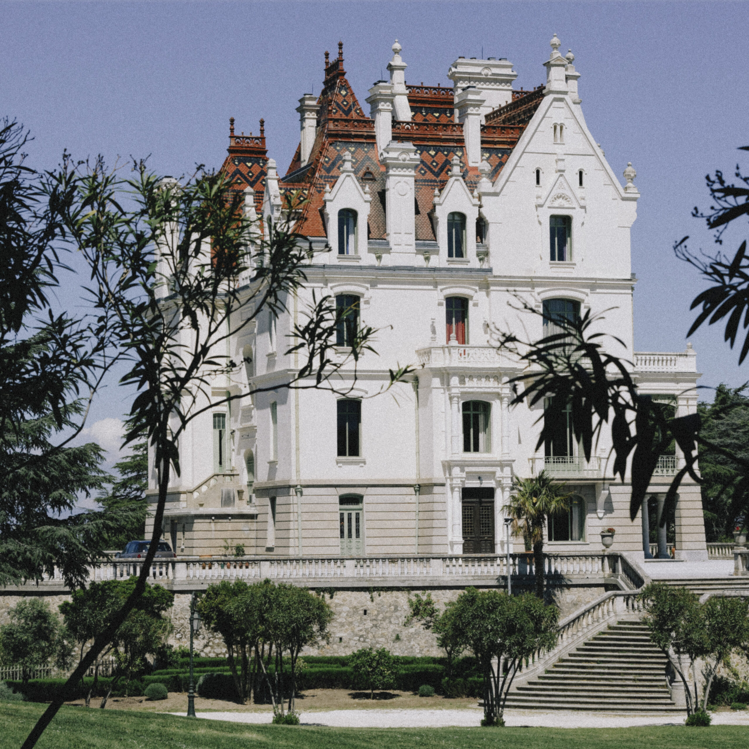 Pafpaf Production Marseille Photo Chateau Exterieur