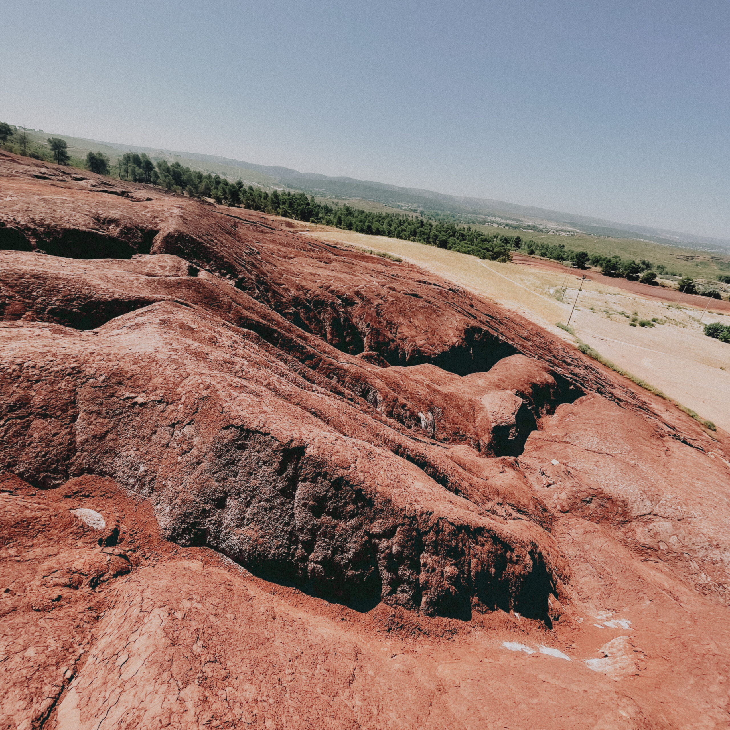 Pafpaf Production Sud Nature Roches Exterieur