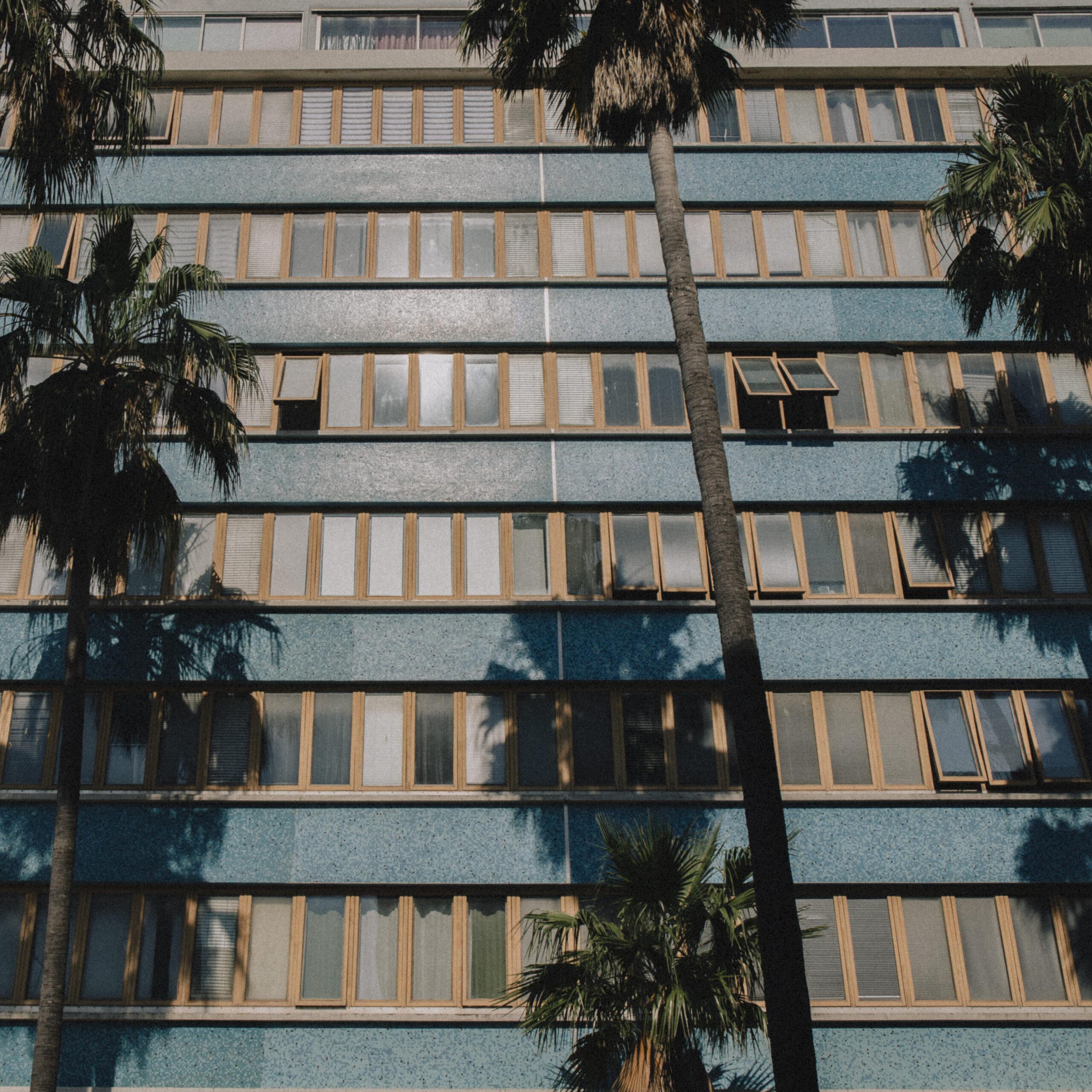 Pafpaf Production Marseille Batiment Exterieur Architecture